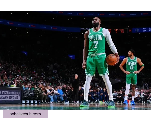 文班亚马渴望MVP殊荣但数据差距过大难与两大巨头抗衡